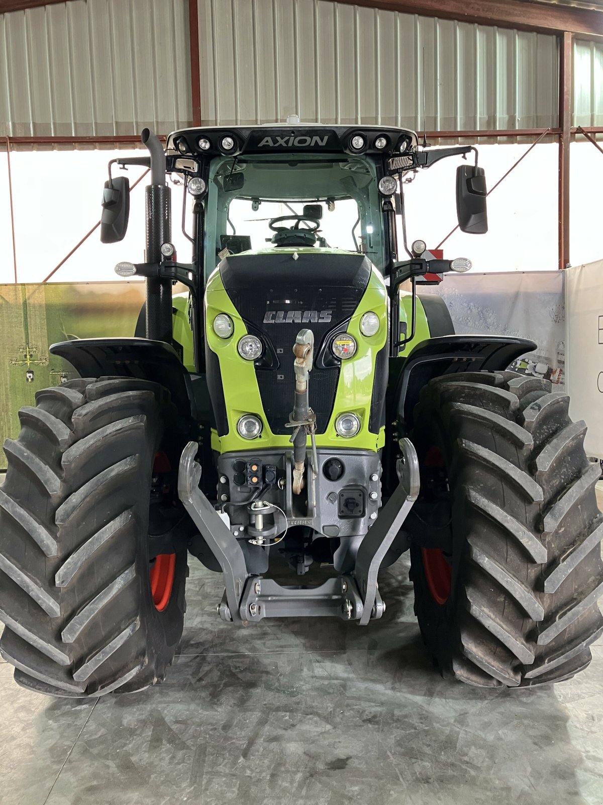 Traktor of the type CLAAS AXION 870 CMATIC S5 SUR MESURE, Gebrauchtmaschine in VAROIS & CHAIGNOT (Picture 10)