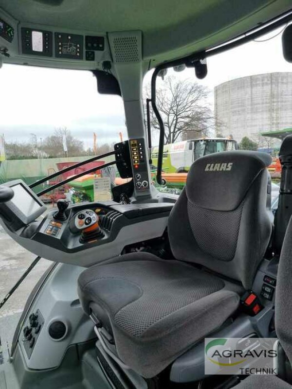 Traktor des Typs CLAAS AXION 870 CMATIC TIER 4F, Gebrauchtmaschine in Lage (Bild 13)