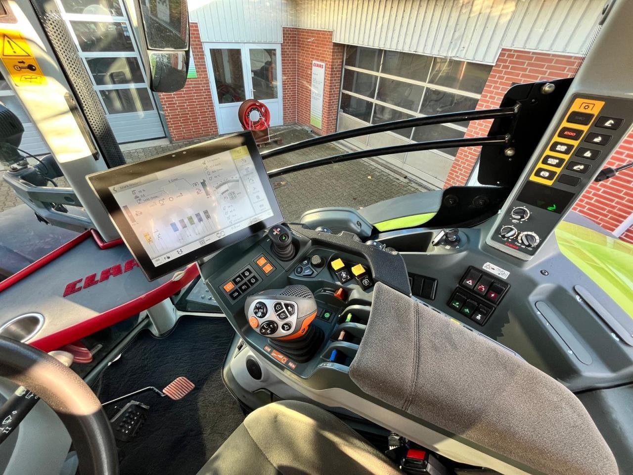 Traktor tipa CLAAS AXION 870 CMATIC, Gebrauchtmaschine u Tim (Slika 12)