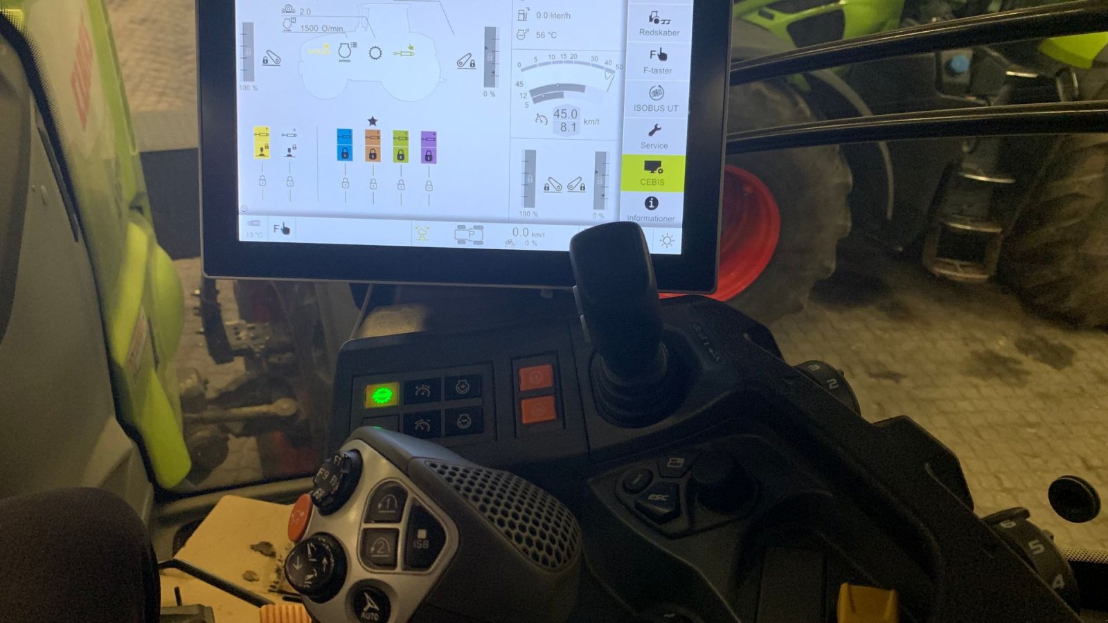 Traktor a típus CLAAS AXION 870 CMATIC, Gebrauchtmaschine ekkor: Tinglev (Kép 10)