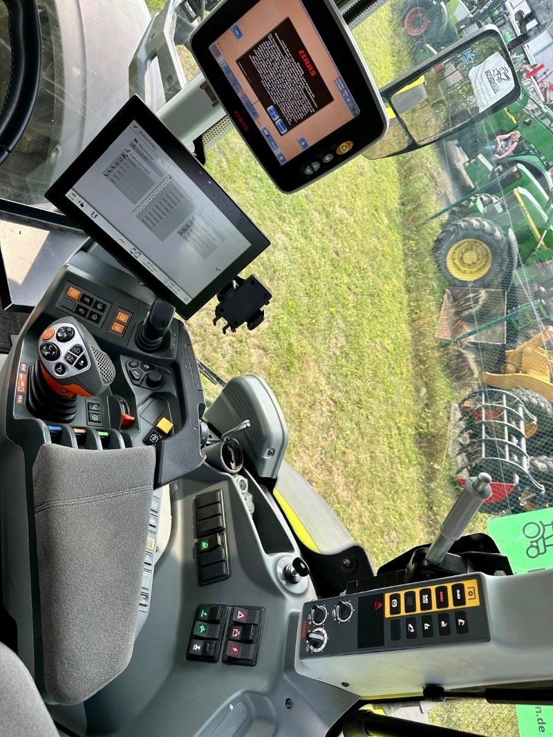 Traktor Türe ait CLAAS Axion 870 CMATIC, Gebrauchtmaschine içinde Liebenwalde (resim 12)