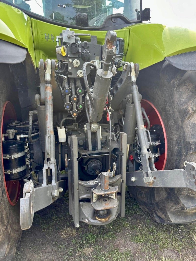 Traktor Türe ait CLAAS Axion 870 CMATIC, Gebrauchtmaschine içinde Liebenwalde (resim 15)