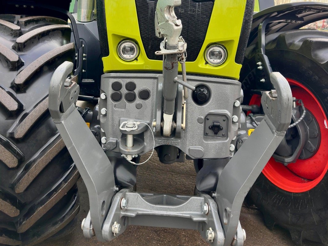 Traktor del tipo CLAAS Axion 870 CMATIC, Gebrauchtmaschine In Liebenwalde (Immagine 17)
