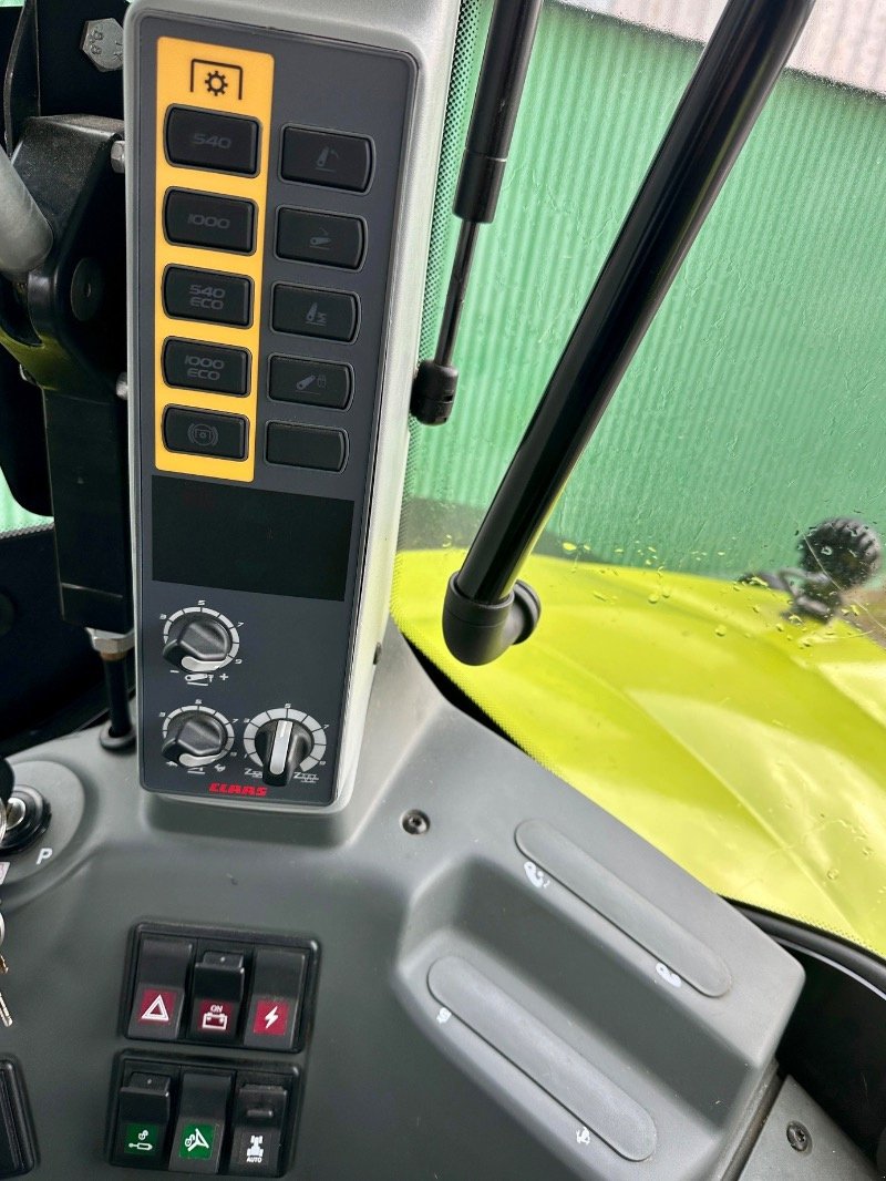 Traktor del tipo CLAAS Axion 870 CMATIC, Gebrauchtmaschine In Liebenwalde (Immagine 13)