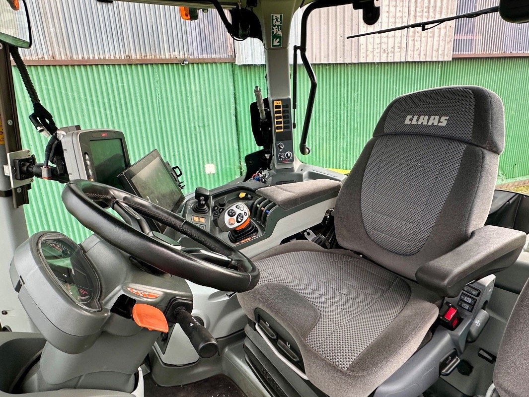 Traktor del tipo CLAAS Axion 870 CMATIC, Gebrauchtmaschine In Liebenwalde (Immagine 10)