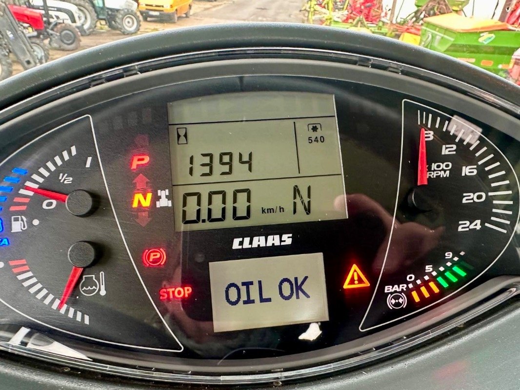 Traktor del tipo CLAAS Axion 870 CMATIC, Gebrauchtmaschine In Liebenwalde (Immagine 15)