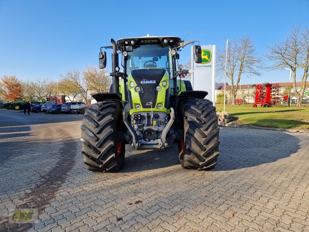Traktor типа CLAAS Axion 870 CMATIC, Gebrauchtmaschine в Schenkenberg (Фотография 2)
