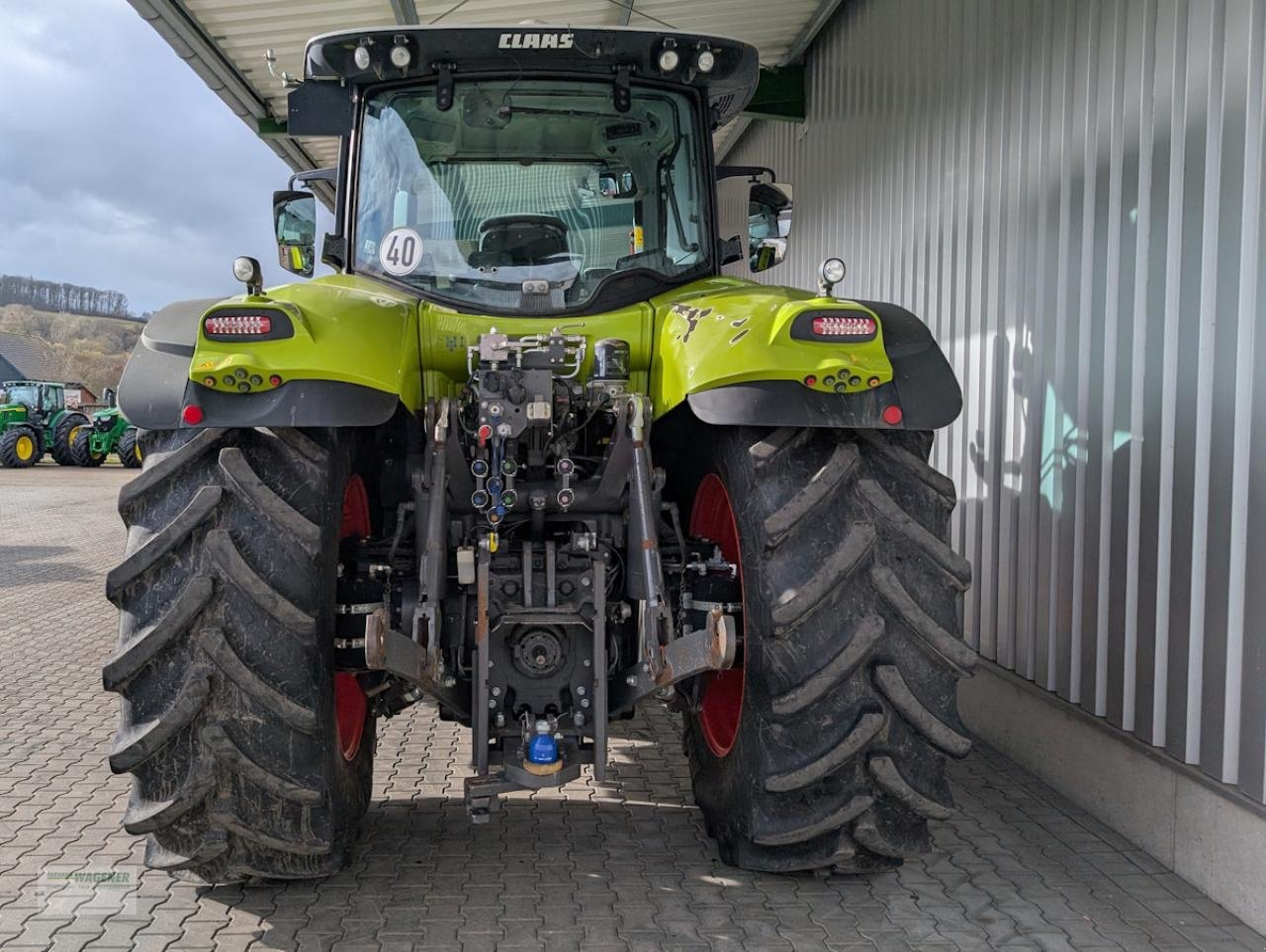 Traktor типа CLAAS Axion 870 Cmatic, Gebrauchtmaschine в Bad Wildungen - Wega (Фотография 3)