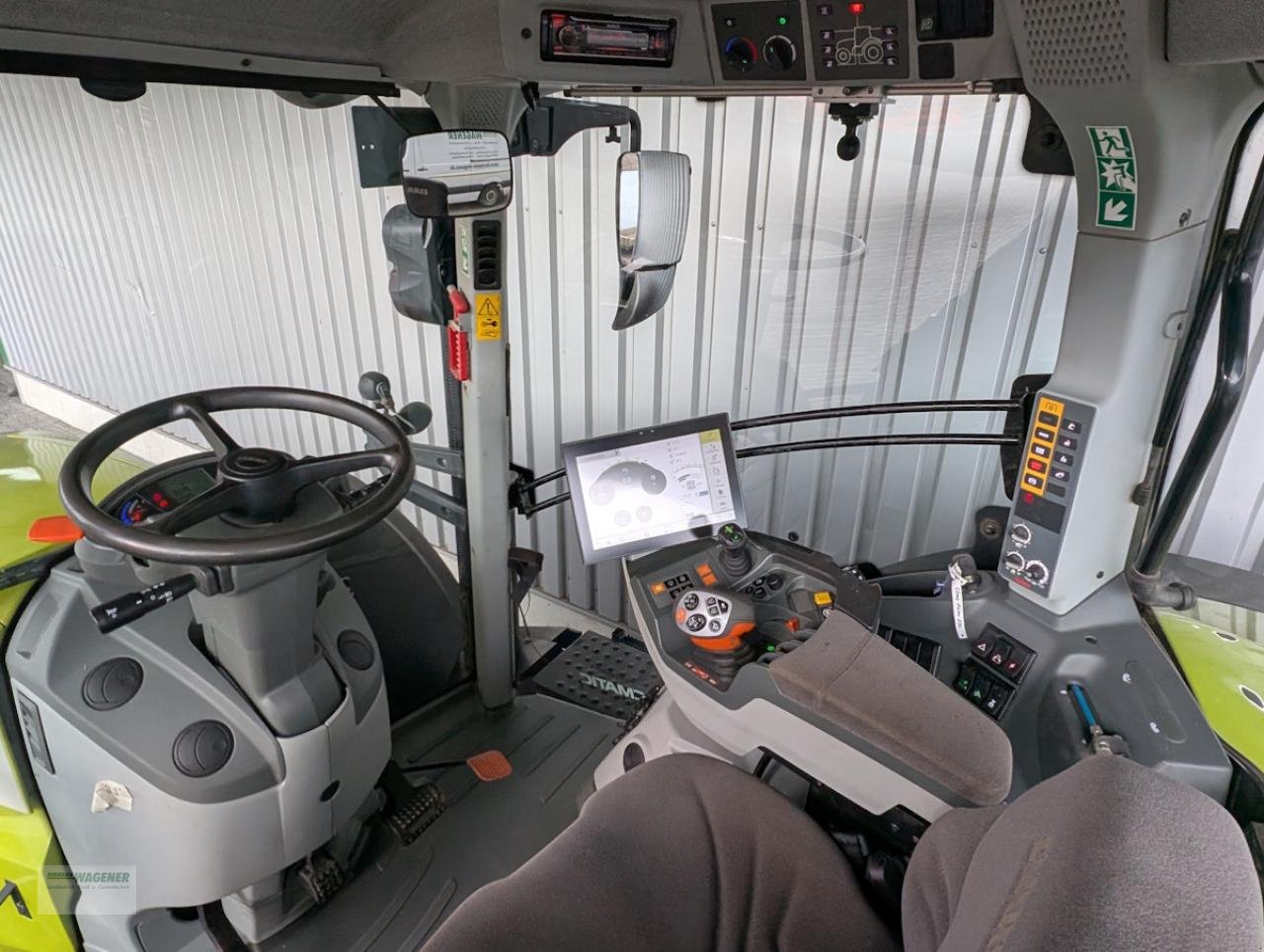 Traktor του τύπου CLAAS Axion 870 Cmatic, Gebrauchtmaschine σε Bad Wildungen - Wega (Φωτογραφία 5)