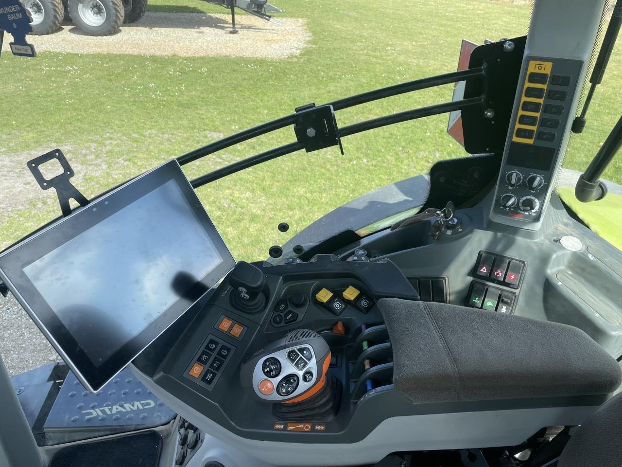 Traktor a típus CLAAS AXION 870, Gebrauchtmaschine ekkor: Grindsted (Kép 3)