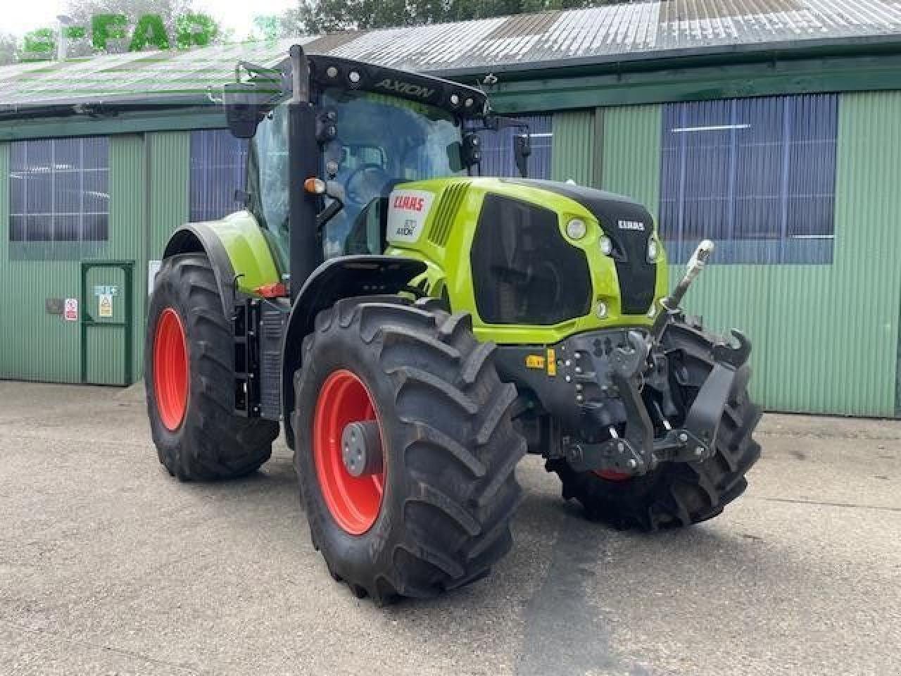 Traktor des Typs CLAAS AXION 870, Gebrauchtmaschine in LUTON (Bild 4)