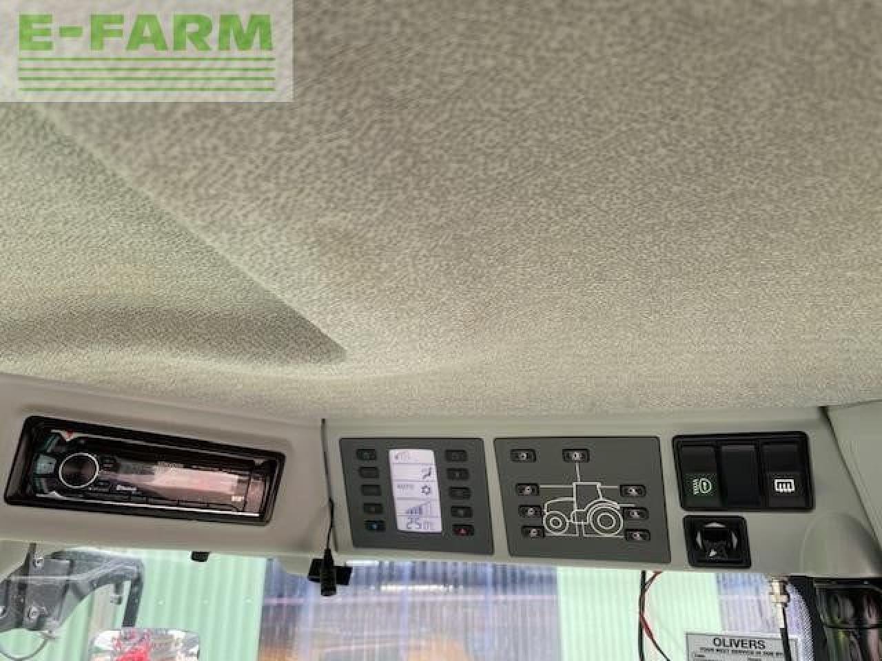 Traktor des Typs CLAAS AXION 870, Gebrauchtmaschine in LUTON (Bild 18)