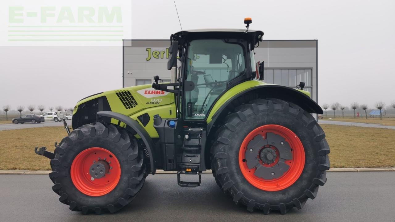 Traktor tip CLAAS Axion 870, Gebrauchtmaschine in KOŠKA (Poză 4)