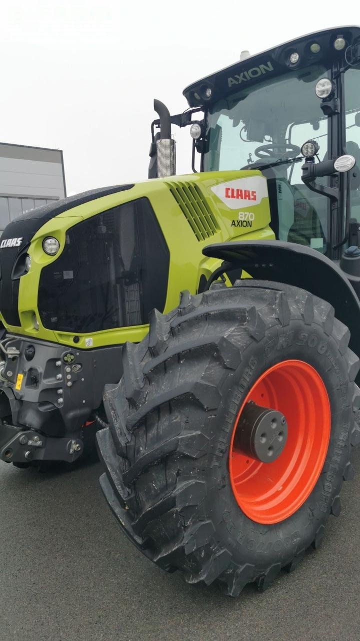 Traktor tip CLAAS Axion 870, Gebrauchtmaschine in KOŠKA (Poză 12)