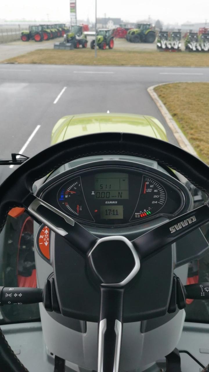 Traktor tip CLAAS Axion 870, Gebrauchtmaschine in KOŠKA (Poză 19)