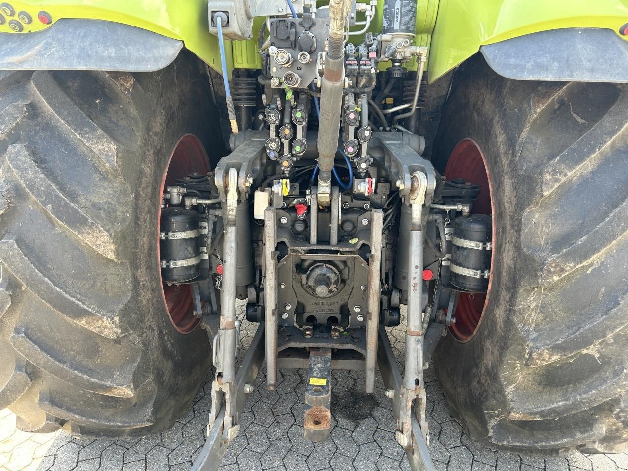 Traktor типа CLAAS AXION 870, Gebrauchtmaschine в Bramming (Фотография 5)