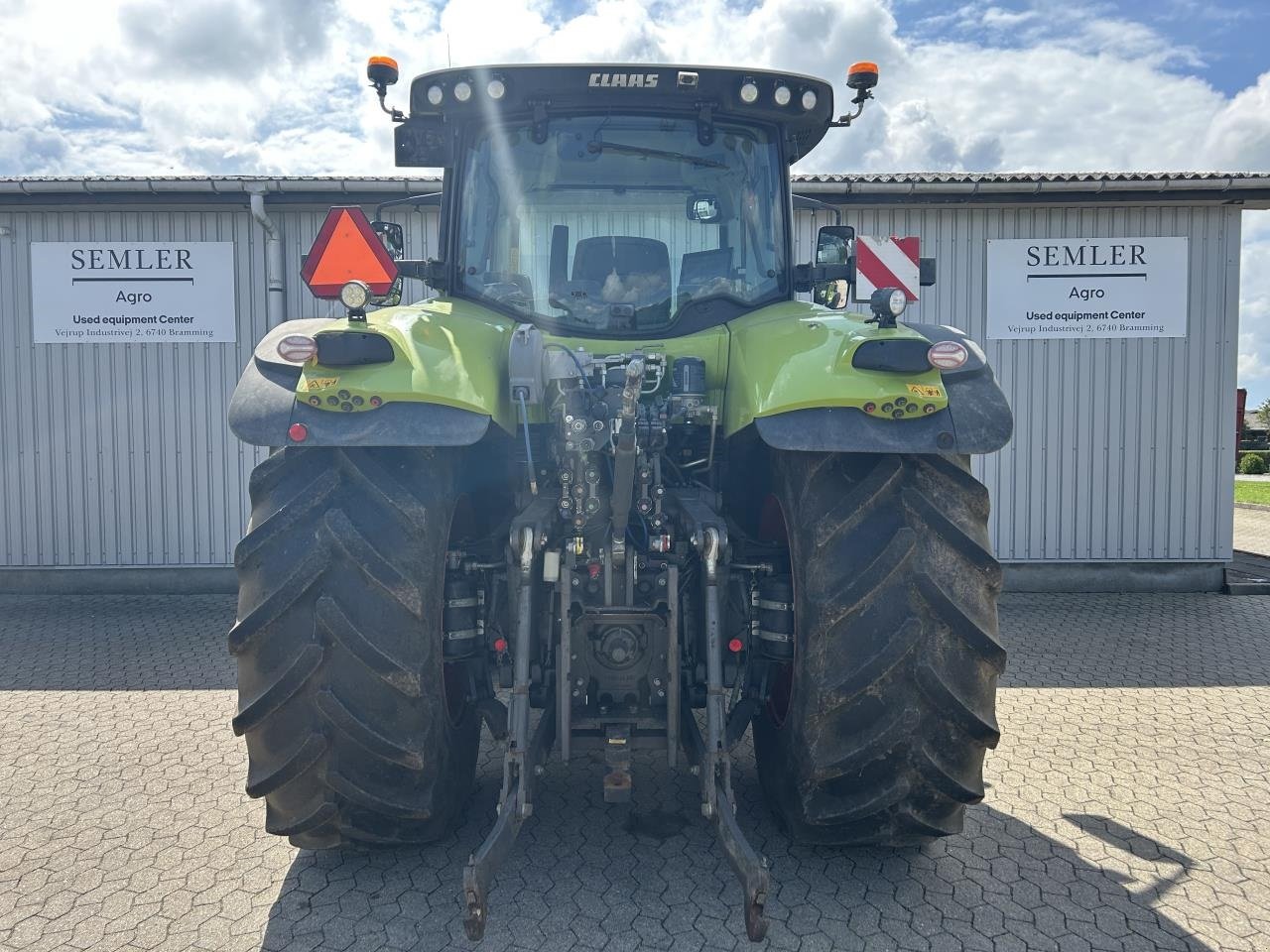 Traktor типа CLAAS AXION 870, Gebrauchtmaschine в Bramming (Фотография 13)
