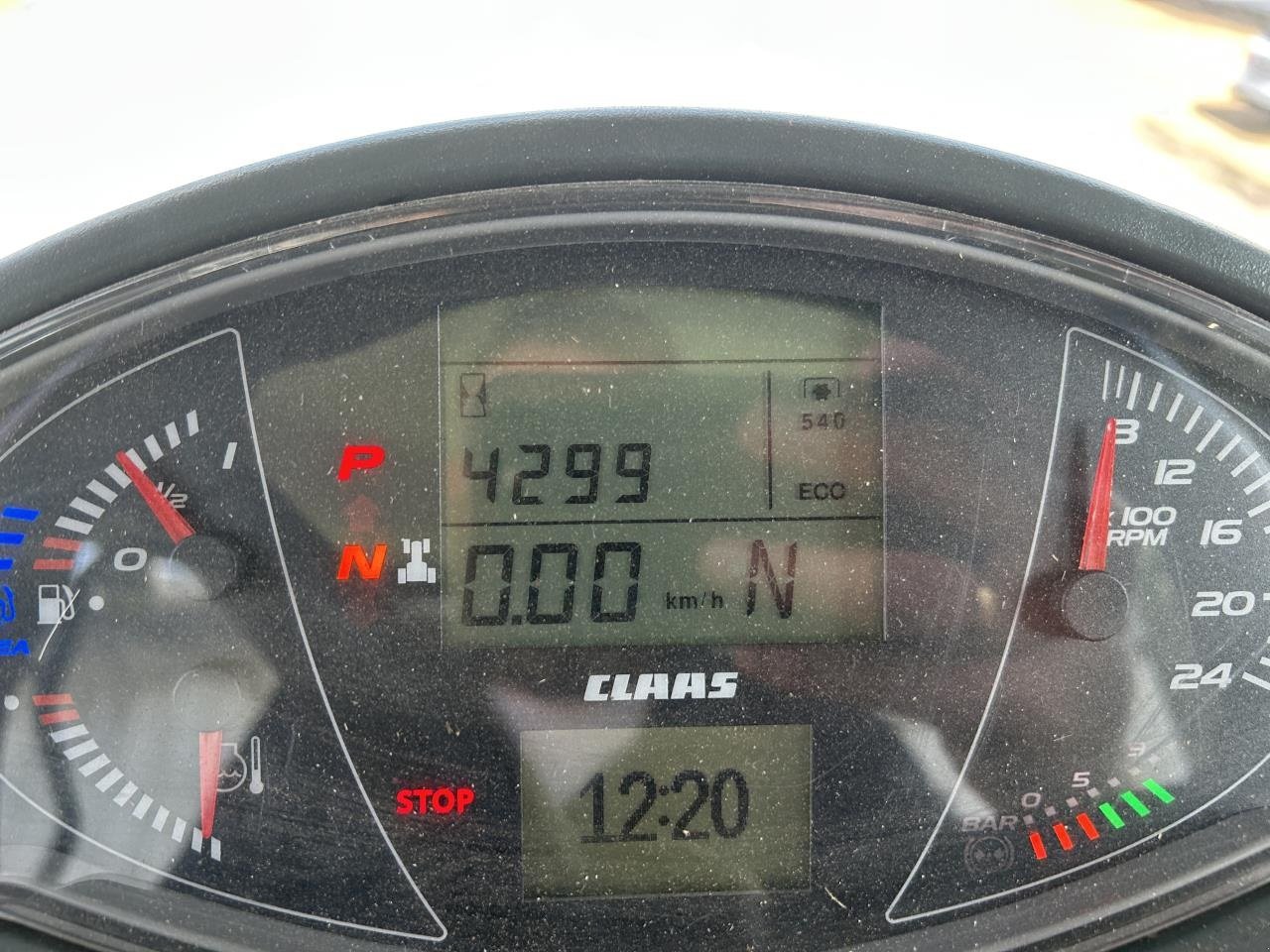 Traktor типа CLAAS AXION 870, Gebrauchtmaschine в Bramming (Фотография 4)