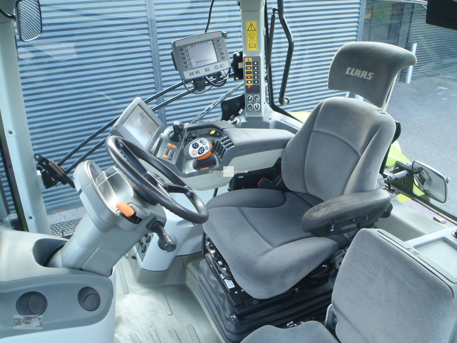 Traktor типа CLAAS Axion 920 C-Matic GPS, Gebrauchtmaschine в Gescher (Фотография 9)