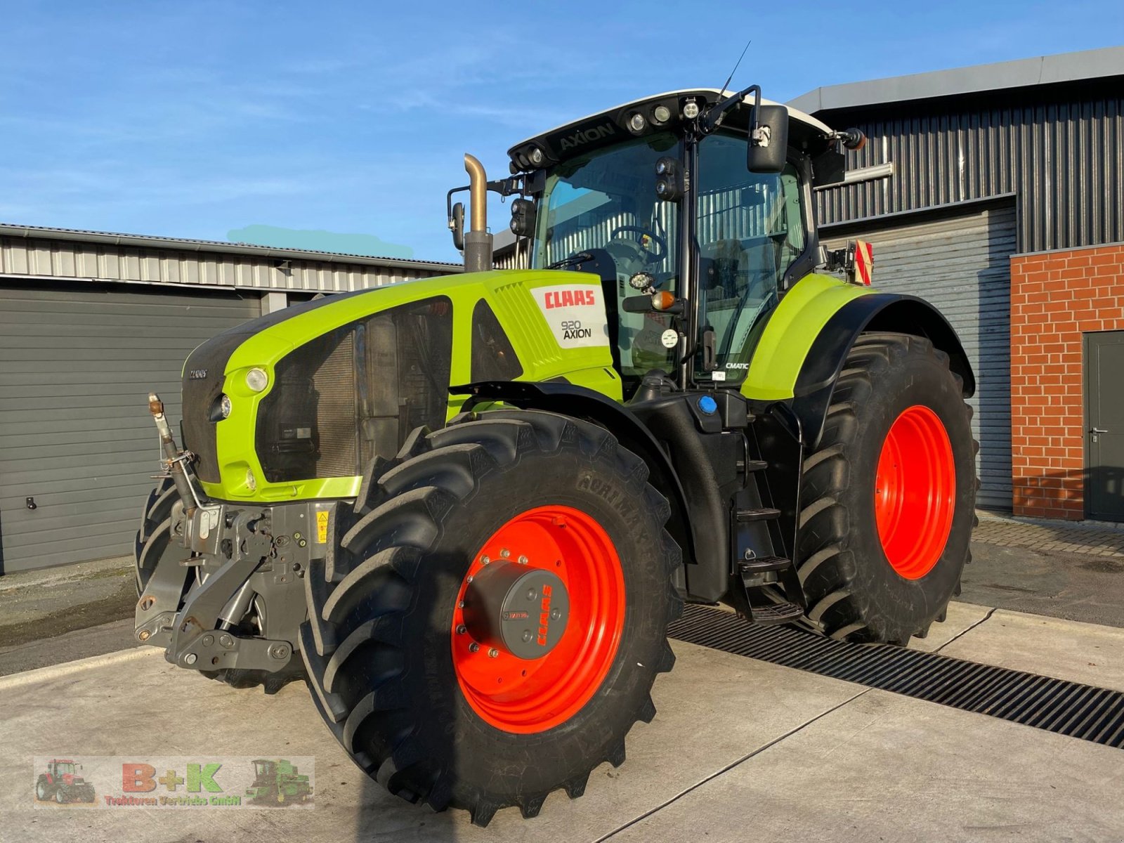 Traktor del tipo CLAAS Axion 920 CMATIC CEBIS, Gebrauchtmaschine en Kettenkamp (Imagen 1)