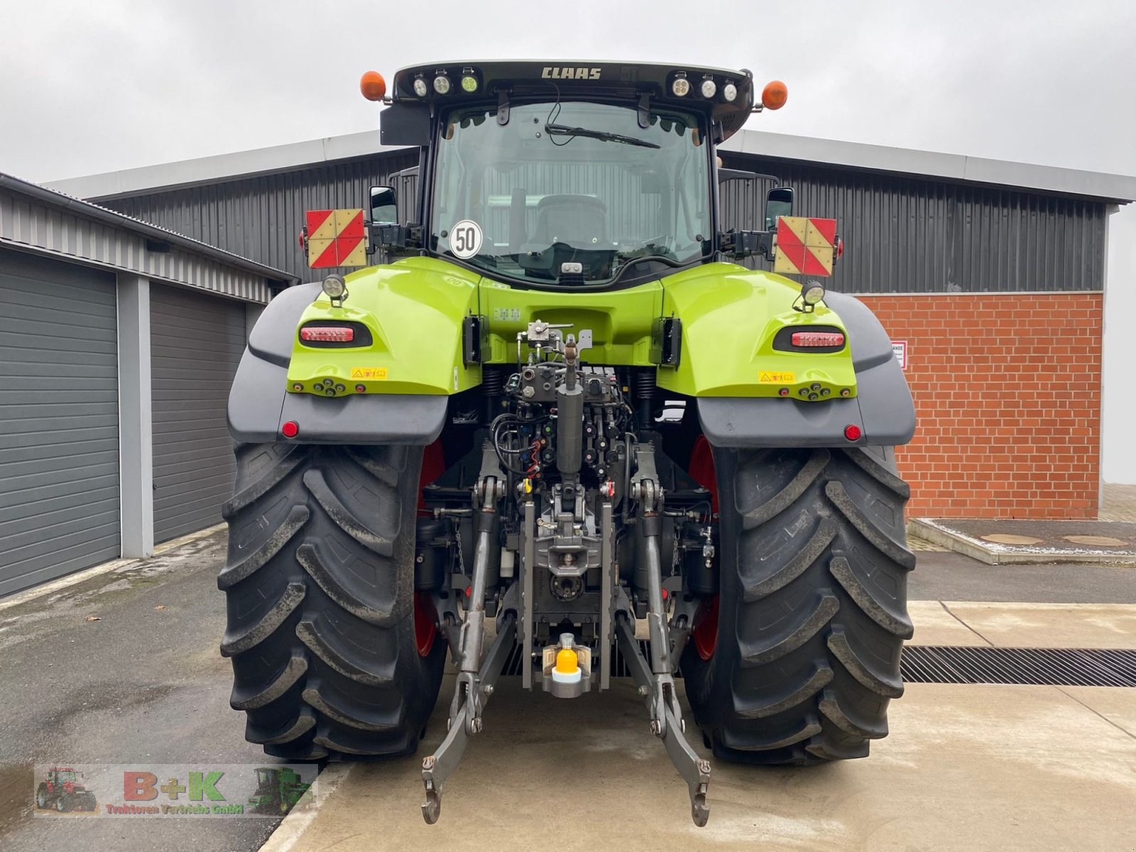 Traktor des Typs CLAAS Axion 920 CMATIC CEBIS, Gebrauchtmaschine in Kettenkamp (Bild 8)