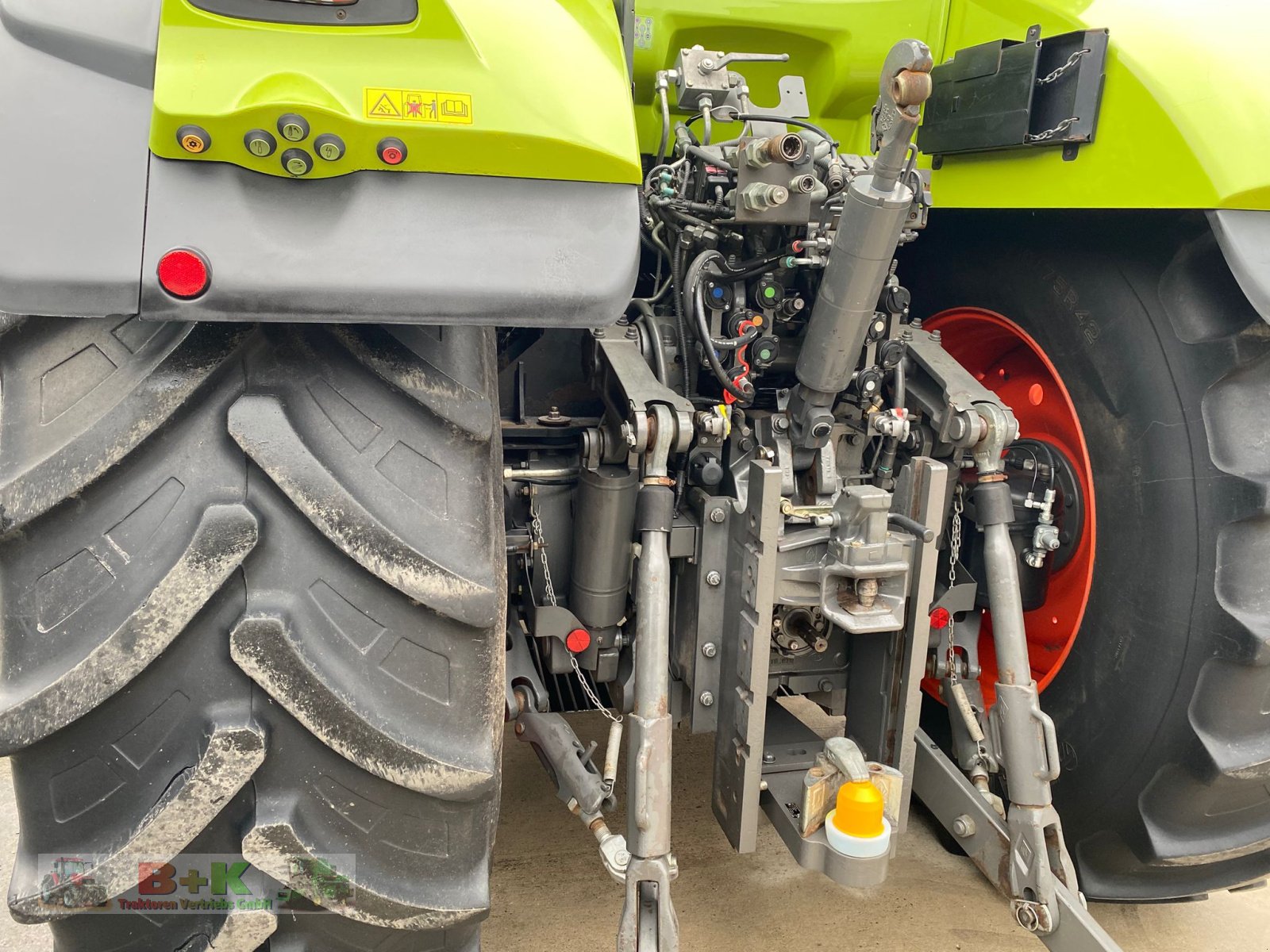 Traktor des Typs CLAAS Axion 920 CMATIC CEBIS, Gebrauchtmaschine in Kettenkamp (Bild 10)