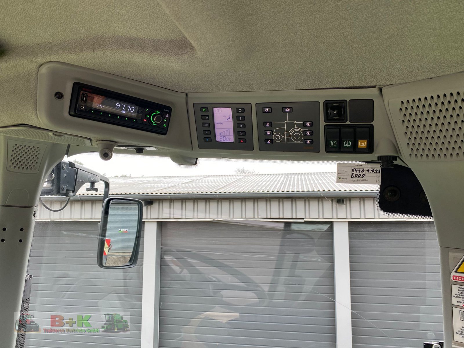 Traktor des Typs CLAAS Axion 920 CMATIC CEBIS, Gebrauchtmaschine in Kettenkamp (Bild 25)