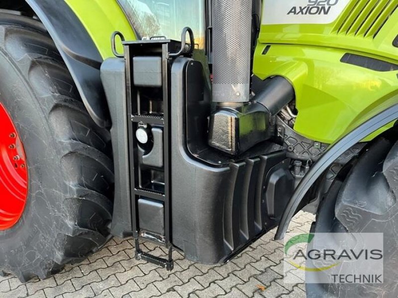 Traktor от тип CLAAS AXION 920 CMATIC, Gebrauchtmaschine в Meppen (Снимка 4)