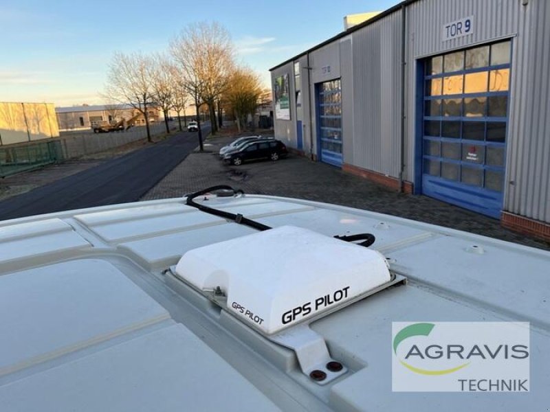 Traktor от тип CLAAS AXION 920 CMATIC, Gebrauchtmaschine в Meppen (Снимка 24)