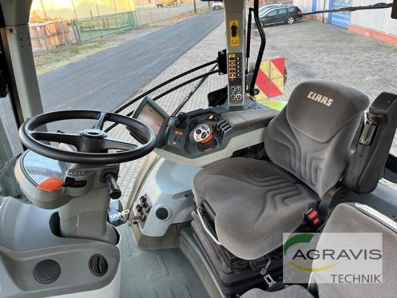 Traktor от тип CLAAS AXION 920 CMATIC, Gebrauchtmaschine в Meppen (Снимка 19)