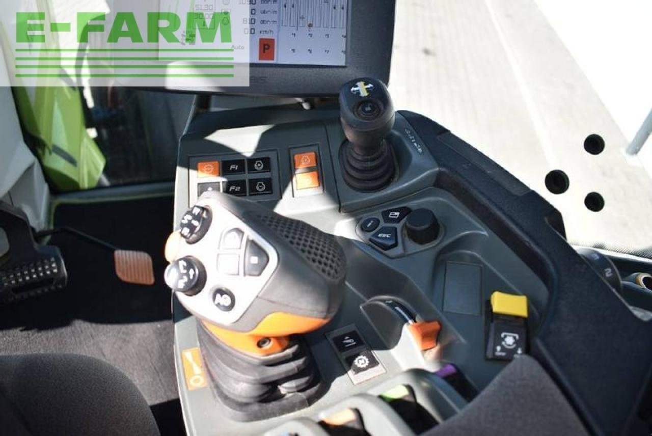 Traktor del tipo CLAAS axion 920 cmatic, Gebrauchtmaschine en G?ÓWCZYCE (Imagen 24)