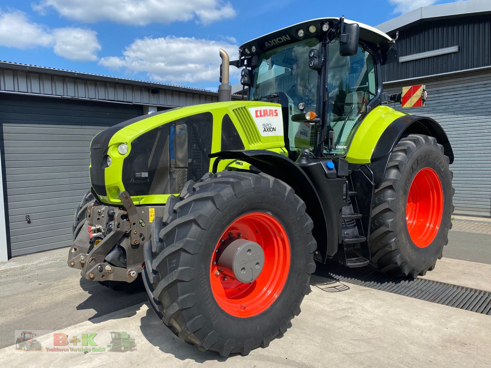 Traktor of the type CLAAS Axion 920 Cmatic, Gebrauchtmaschine in Kettenkamp (Picture 1)