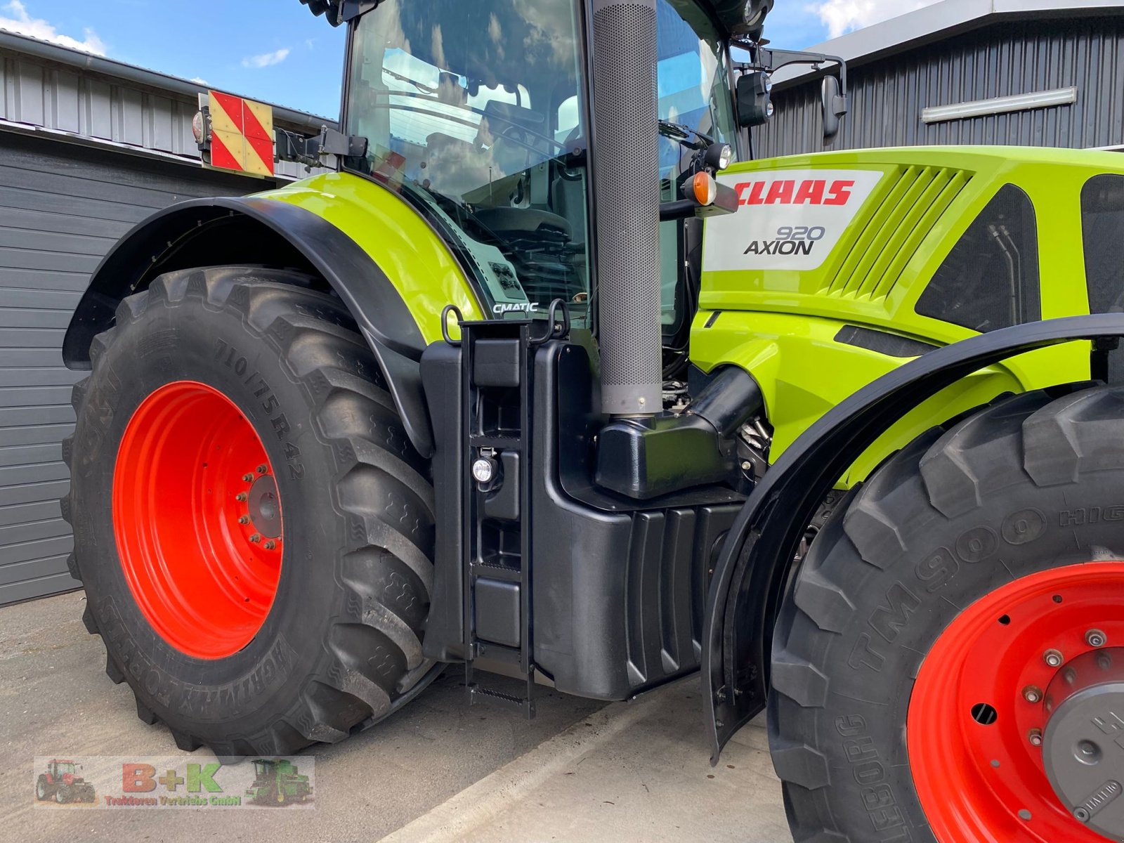 Traktor of the type CLAAS Axion 920 Cmatic, Gebrauchtmaschine in Kettenkamp (Picture 7)