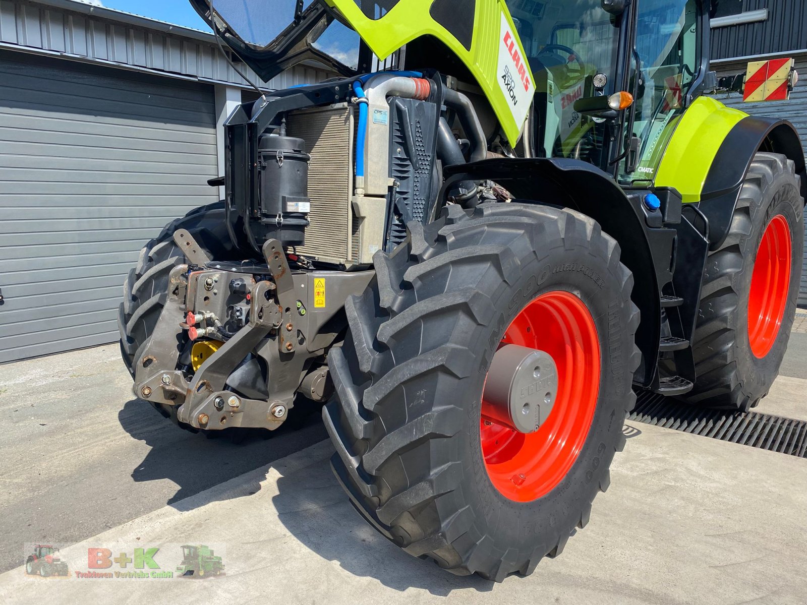 Traktor of the type CLAAS Axion 920 Cmatic, Gebrauchtmaschine in Kettenkamp (Picture 11)