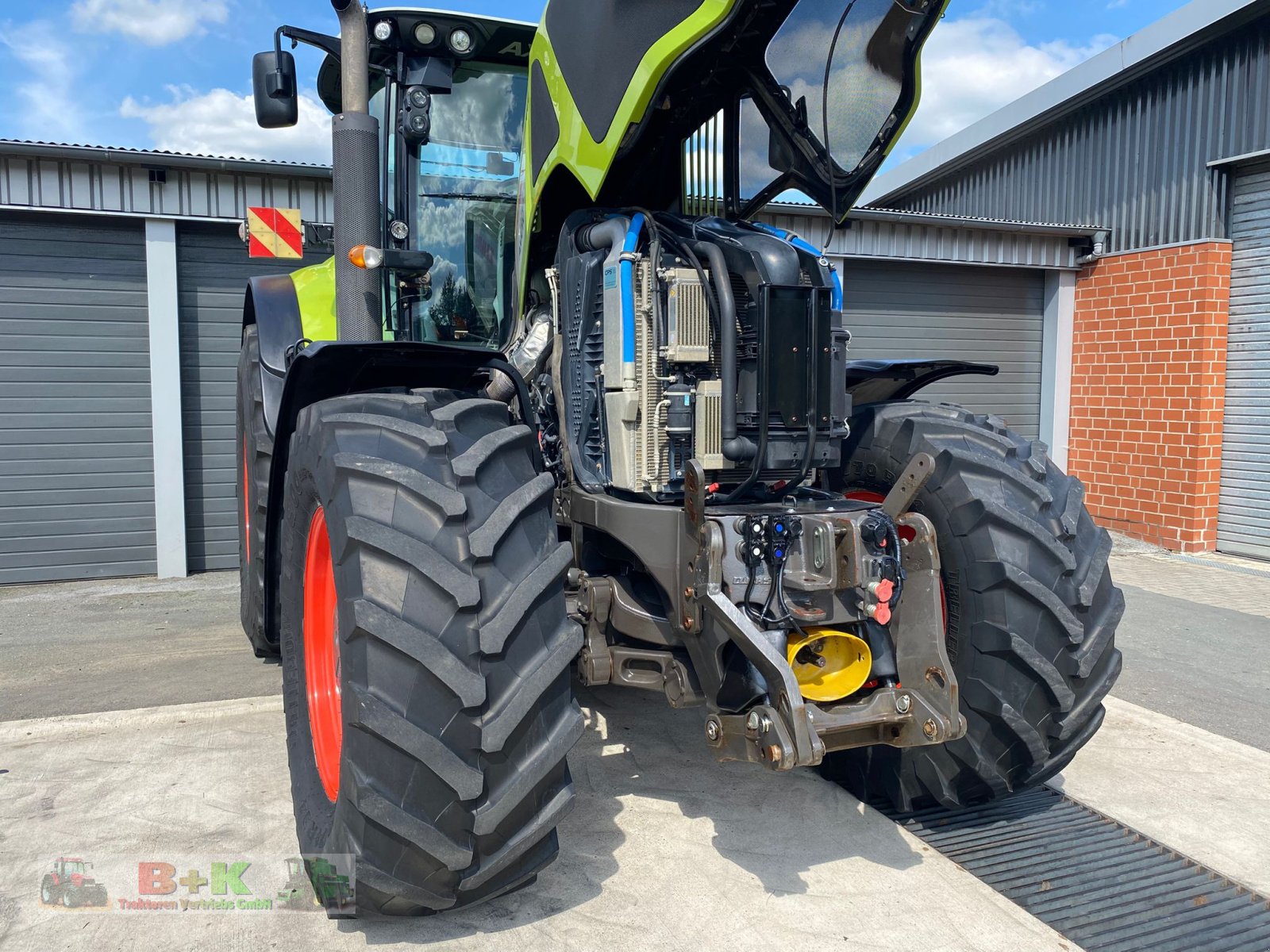 Traktor of the type CLAAS Axion 920 Cmatic, Gebrauchtmaschine in Kettenkamp (Picture 14)
