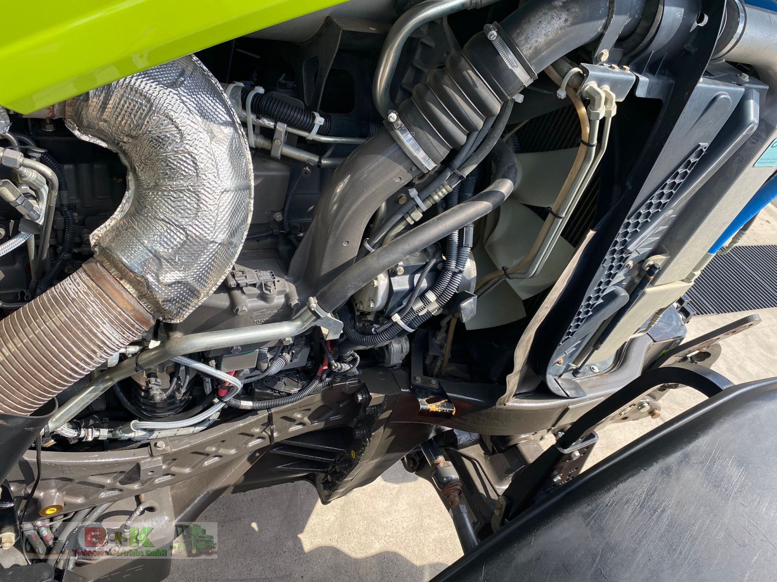 Traktor of the type CLAAS Axion 920 Cmatic, Gebrauchtmaschine in Kettenkamp (Picture 19)