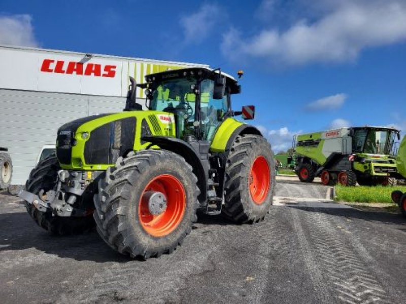 Traktor of the type CLAAS AXION 920, Gebrauchtmaschine in Sainte Menehould (Picture 1)