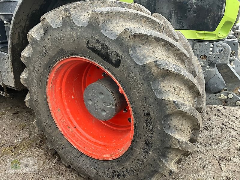 Traktor of the type CLAAS Axion 920, Gebrauchtmaschine in Salsitz (Picture 5)