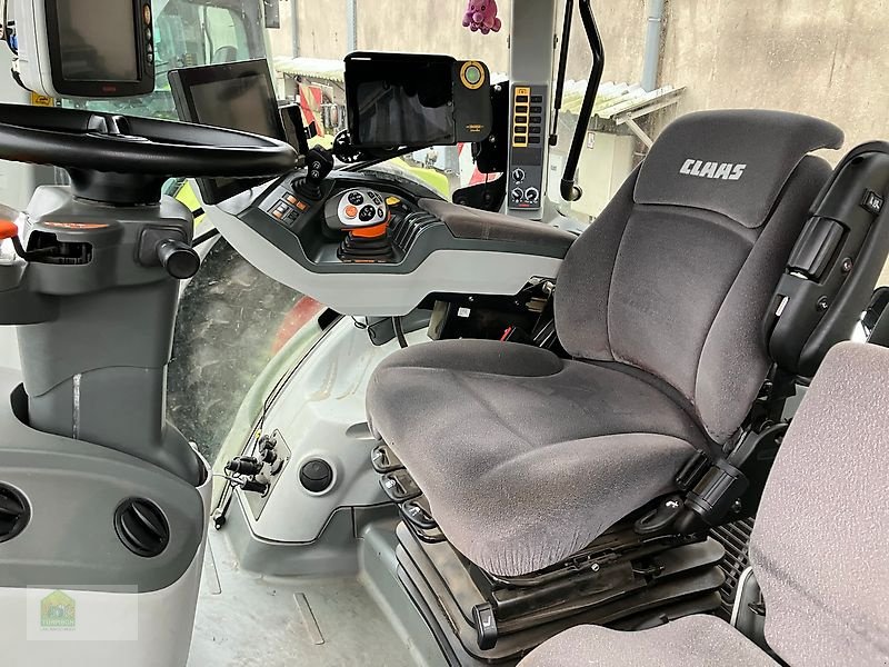 Traktor of the type CLAAS Axion 920, Gebrauchtmaschine in Salsitz (Picture 16)
