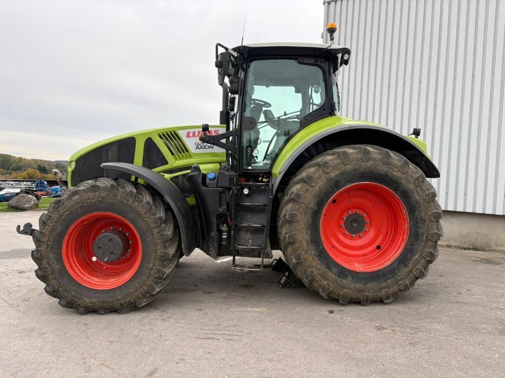Traktor του τύπου CLAAS AXION 920, Gebrauchtmaschine σε SALEUX (Φωτογραφία 4)