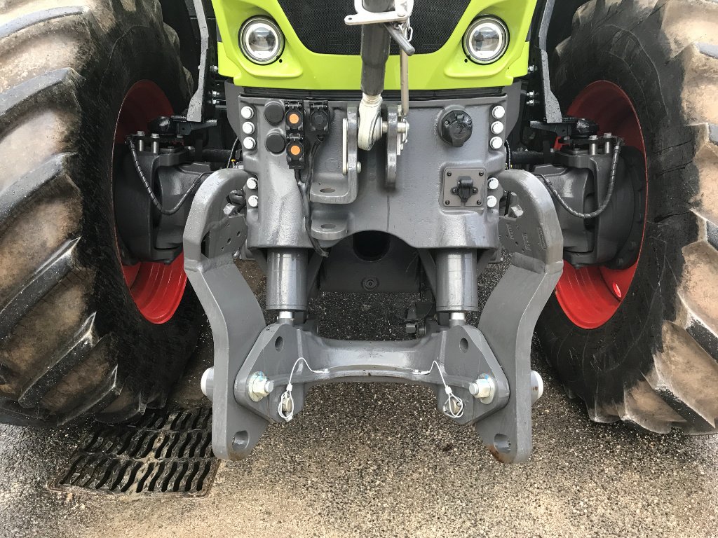 Traktor типа CLAAS AXION 930 CEBIS, Gebrauchtmaschine в MORLHON LE HAUT (Фотография 8)