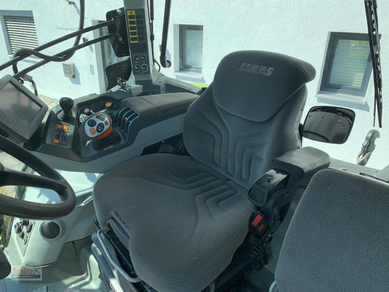 Traktor типа CLAAS Axion 930 CMATIC 354 PS Bj 2017 GPS Ready, Gebrauchtmaschine в Schierling (Фотография 11)