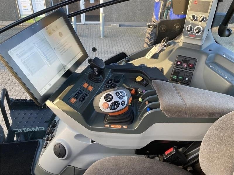 Traktor of the type CLAAS AXION 930 CMATIC CEBIS, Gebrauchtmaschine in Hinnerup (Picture 8)