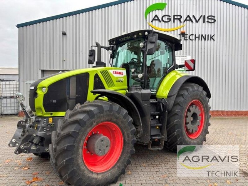 Traktor des Typs CLAAS AXION 930 CMATIC CEBIS, Gebrauchtmaschine in Meppen (Bild 1)