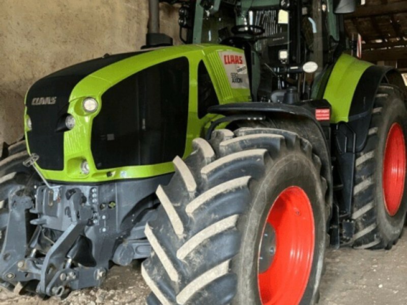Traktor des Typs CLAAS AXION 930 CMATIC SUR MESURE, Gebrauchtmaschine in Hauteroche (Bild 1)