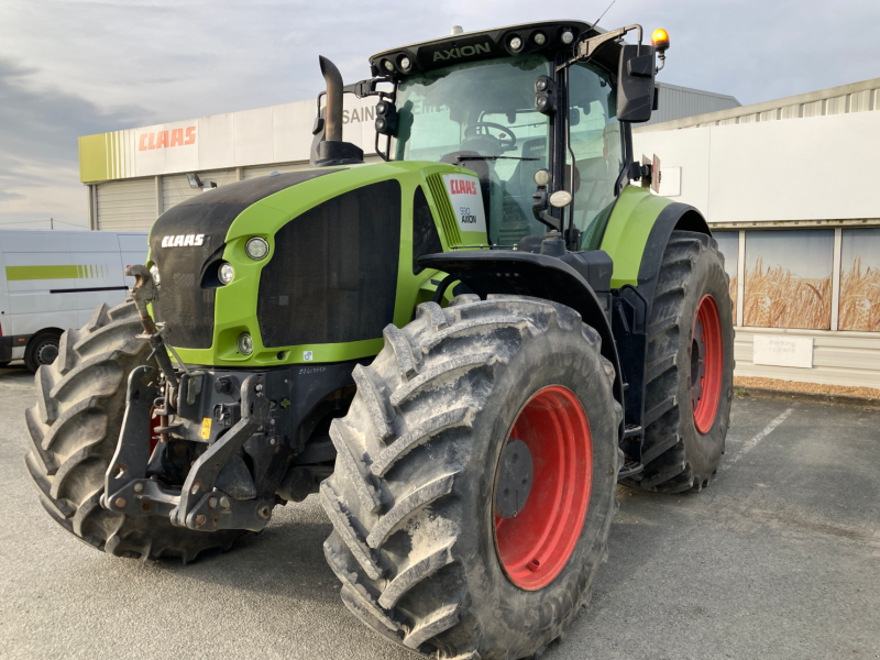 Traktor a típus CLAAS AXION 930 CMATIC, Gebrauchtmaschine ekkor: ST CLEMENT DE LA PLACE