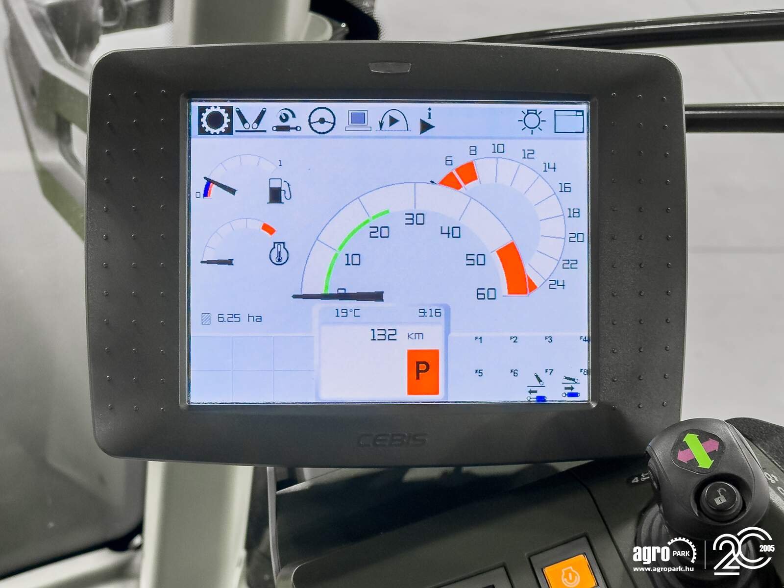 Traktor of the type CLAAS Axion 930, Gebrauchtmaschine in Csengele (Picture 17)