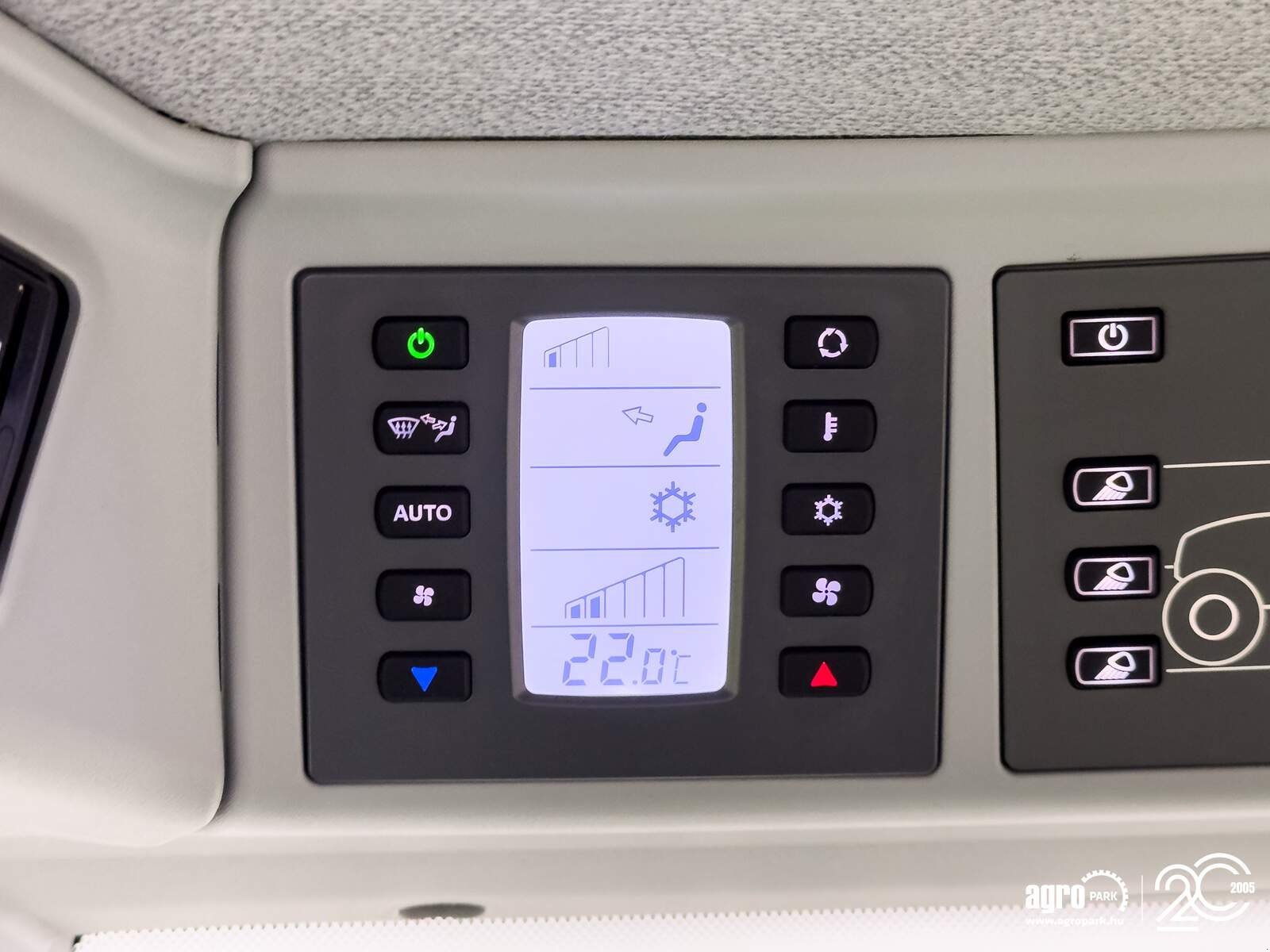 Traktor of the type CLAAS Axion 930, Gebrauchtmaschine in Csengele (Picture 26)