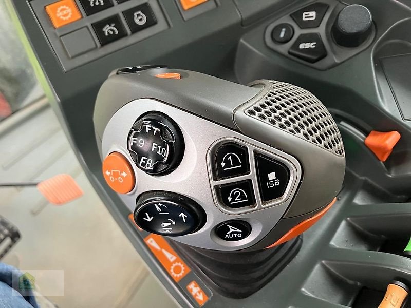 Traktor типа CLAAS Axion 930, Gebrauchtmaschine в Salsitz (Фотография 10)