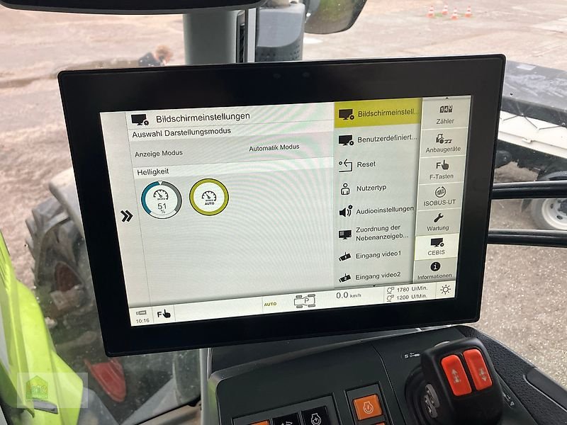 Traktor от тип CLAAS Axion 930, Gebrauchtmaschine в Salsitz (Снимка 8)